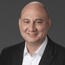Luis Giraldo Headshot-1