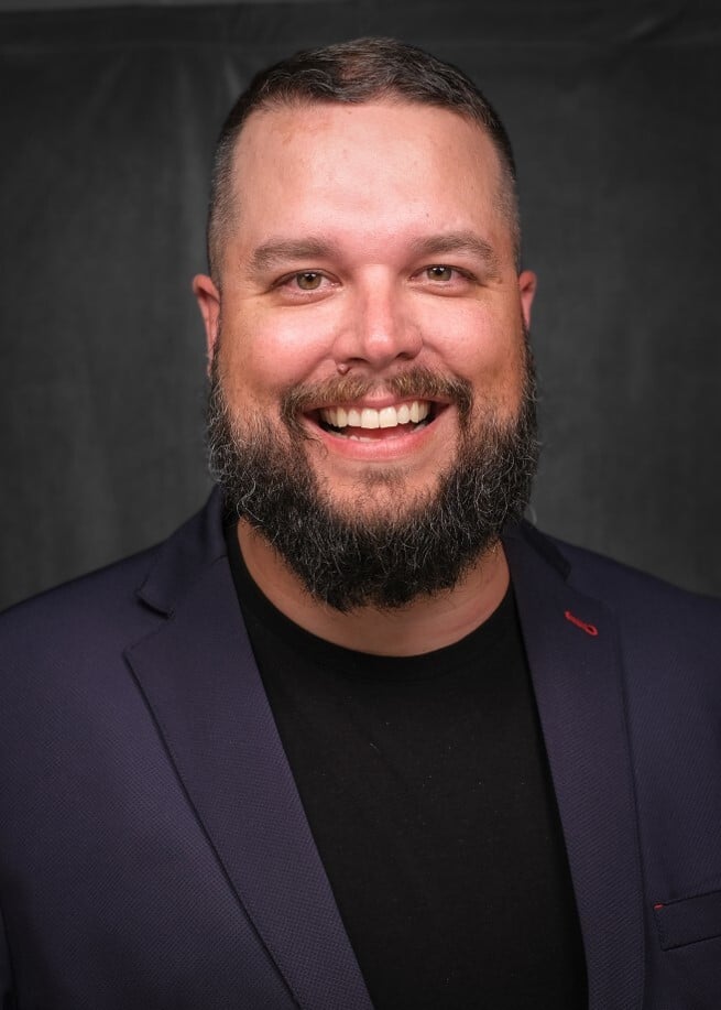 Dan Headshot