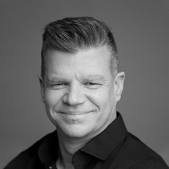 Dave Maik Headshot