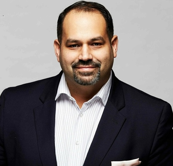 Jason Juliano Headshot